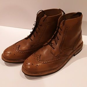 Like New Samuel Windsor Brogue Boot